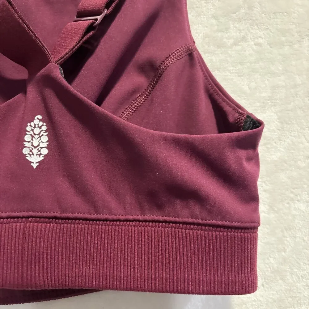 Free People Movement Freestyle Sports Bra Maroon Size Small Gym Running Workout